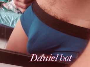 Daniel_hot