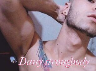 Dany_strongbody