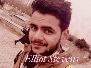 Elliot_Stevens