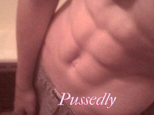 Pussedly