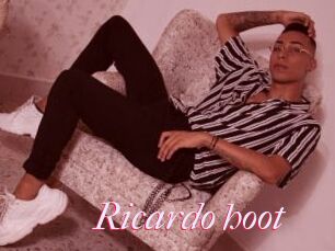 Ricardo_hoot